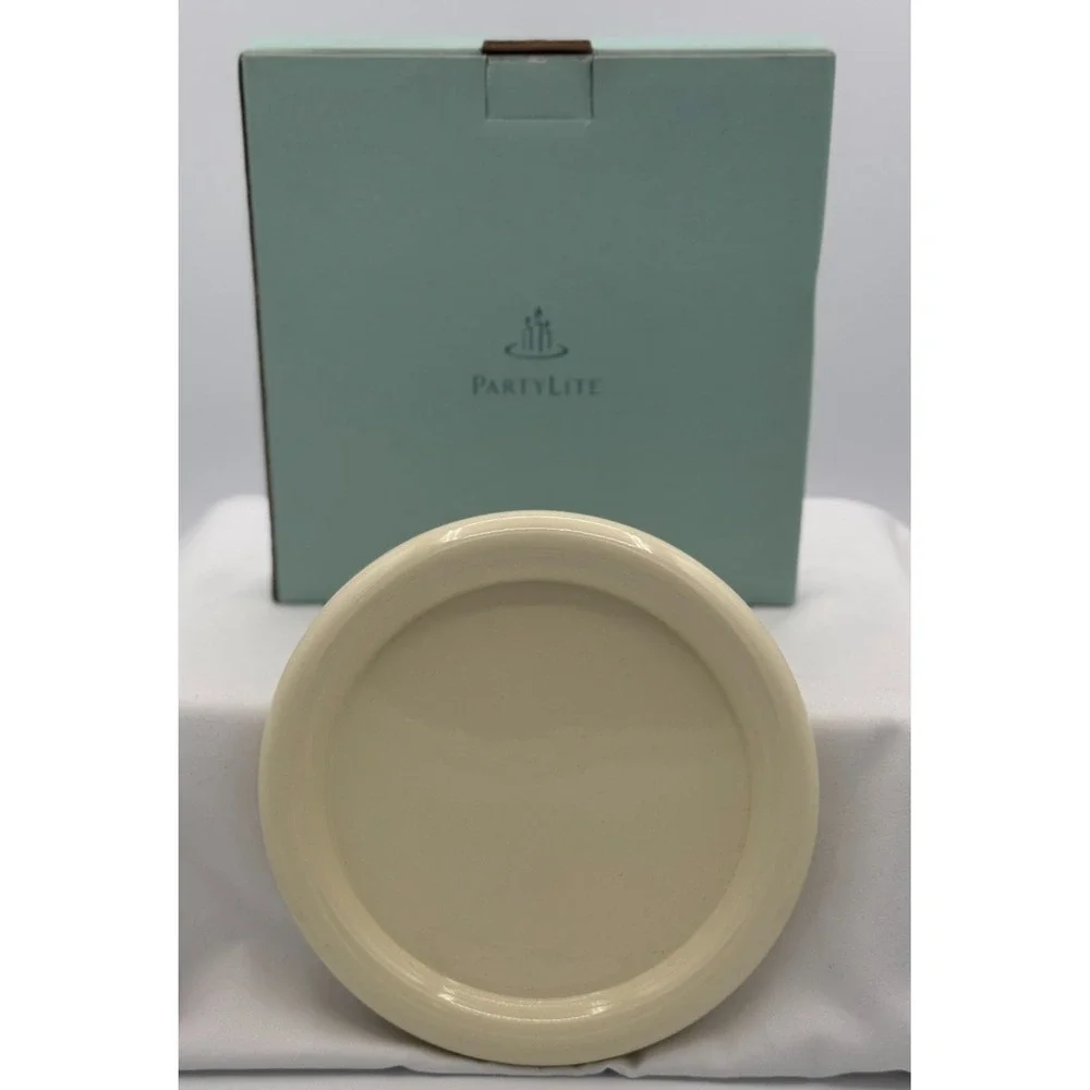 Partylite P8013 Ivory Glazed Pillar Holder - Candle Holder - NEW Open Box
